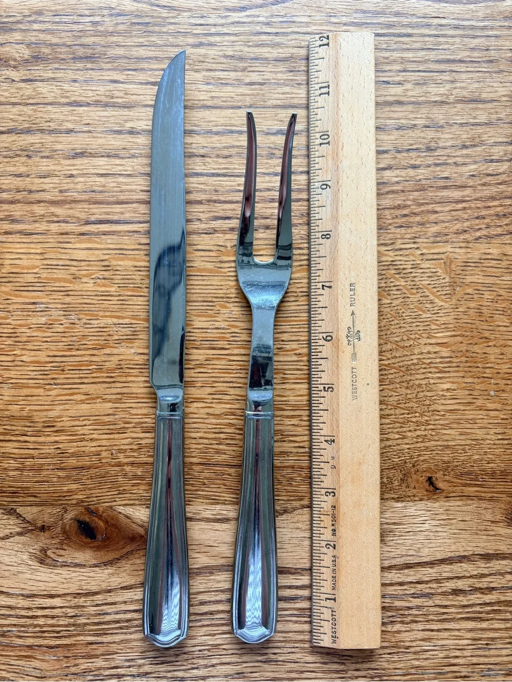 Reed & Barton Tarbor Stainless Steel Carving Knife and Fork Set